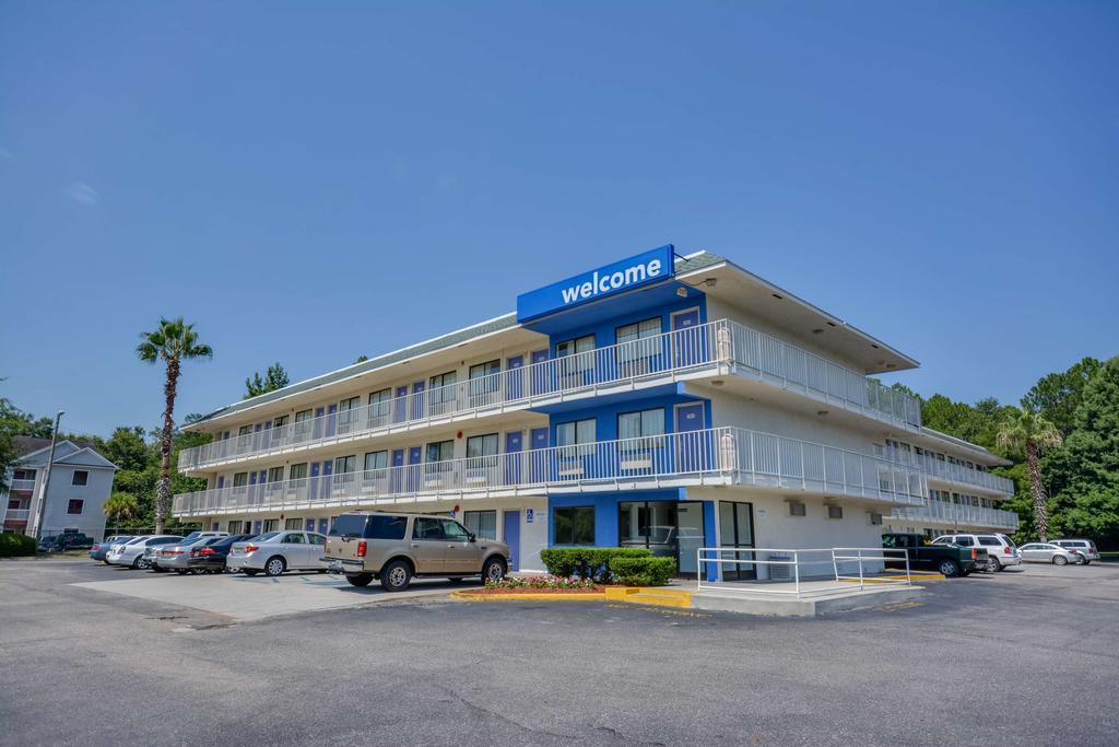 Rodeway Inn ทิลแมนส์คอร์เนอร์ ภายนอก รูปภาพ